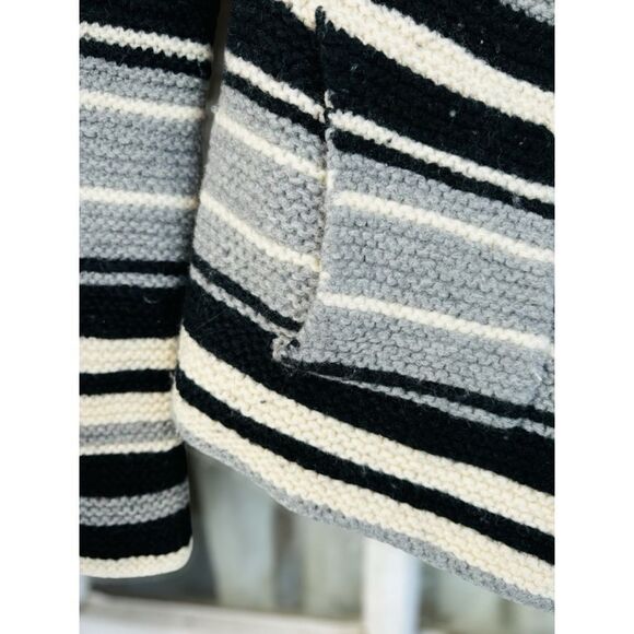 The Wrights Womens Medium Striped Button Up Sweater Cardigan • Pockets Knit - Picture 6 of 12